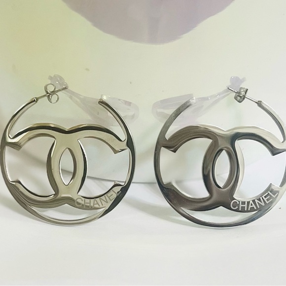 ❤️Choose a Style❤️Gold Logo Hoop Earrings 1.77in close 2inch - Picture 4 of 7